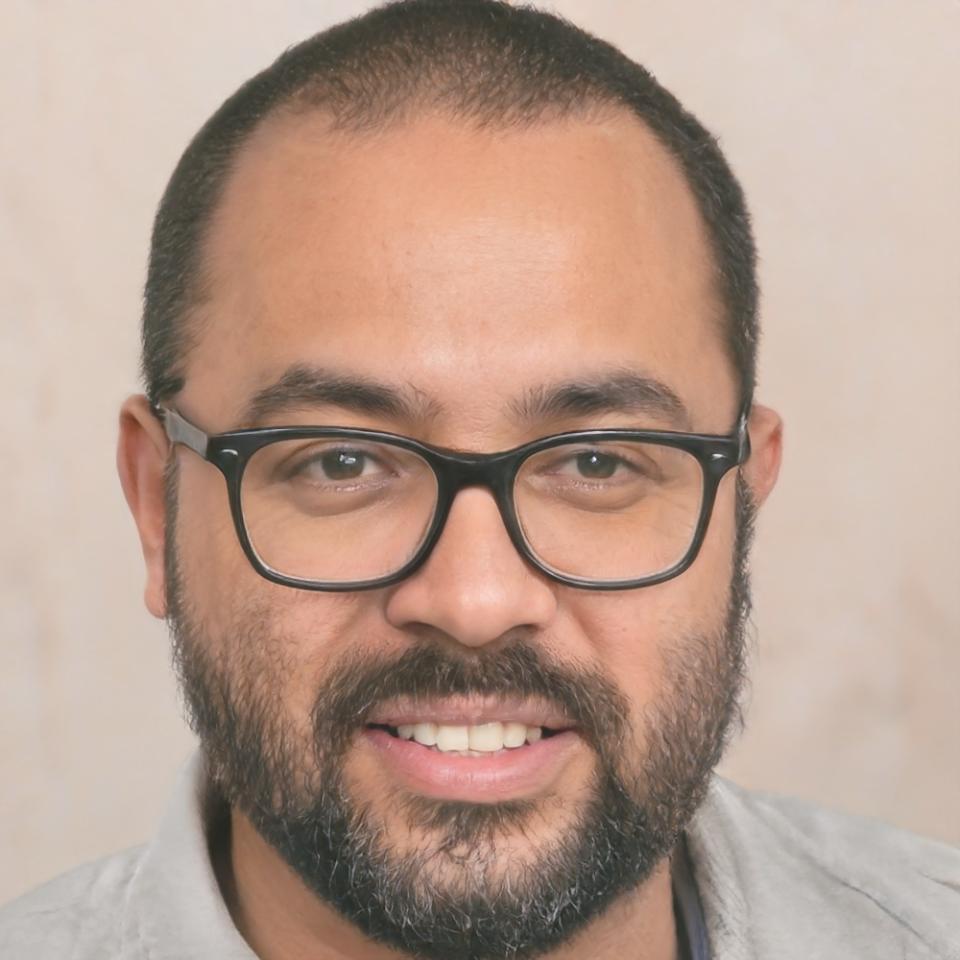 Alejandro Torres, asesor financiero de Cali